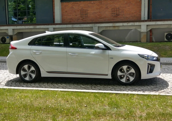 Hyundai IONIQ cena 72500 przebieg: 126700, rok produkcji 2018 z Białystok małe 596